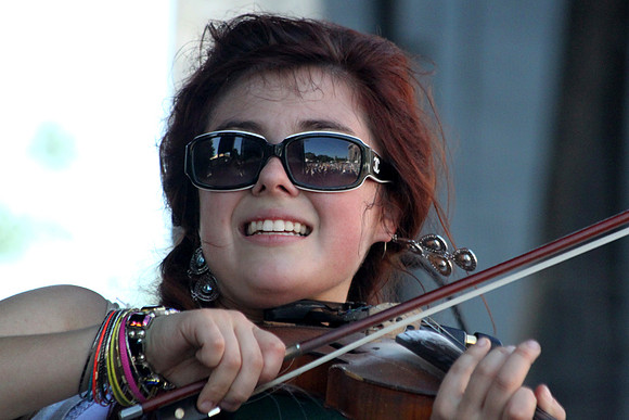 Musician Amanda Shaw