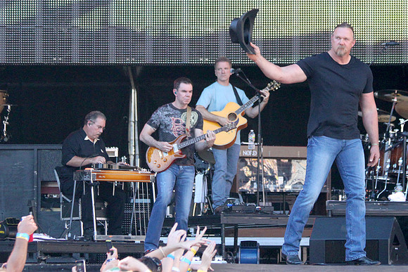 Country music artist Trace Adkins